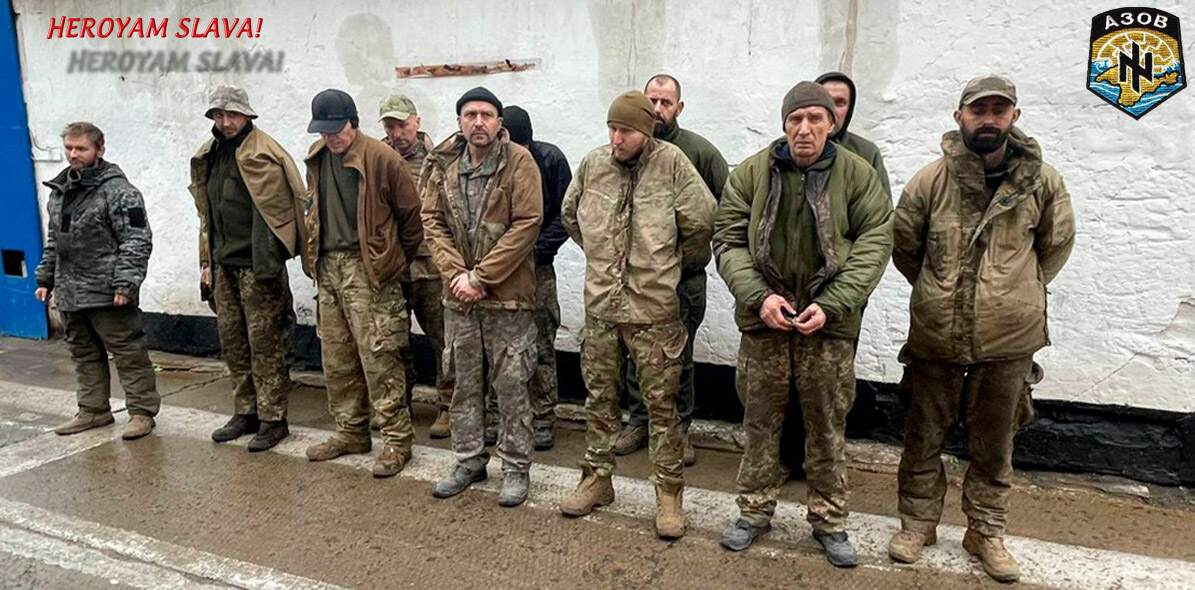 Bilden fanns i Adrians inlägg, jag fattar inte riktigt vad propagandan vill ha sagt, med publiceringen, om inte att Azov, består av ynkliga soldater, då fattar jag inte behovet av att döda dem.